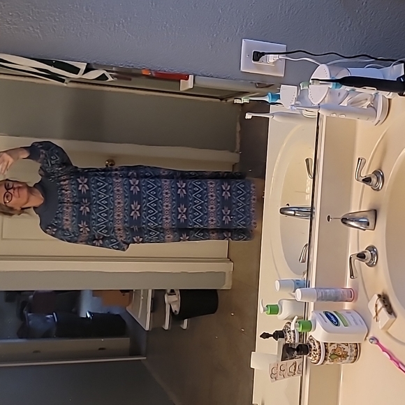 STUNNING VINTAGE ADONNA LEISUREWEAR HOUSE DRESS/MO MO - Picture 2 of 9